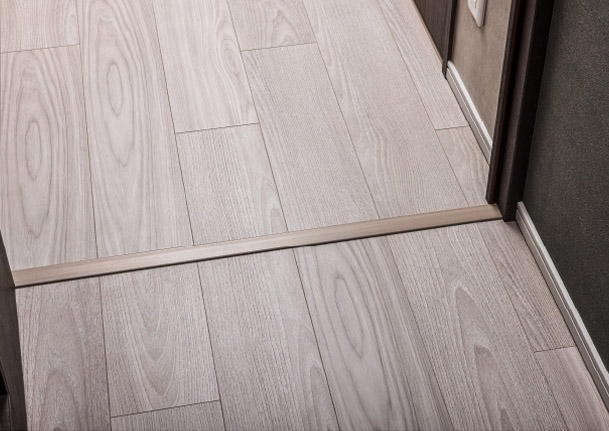 フラットフロア