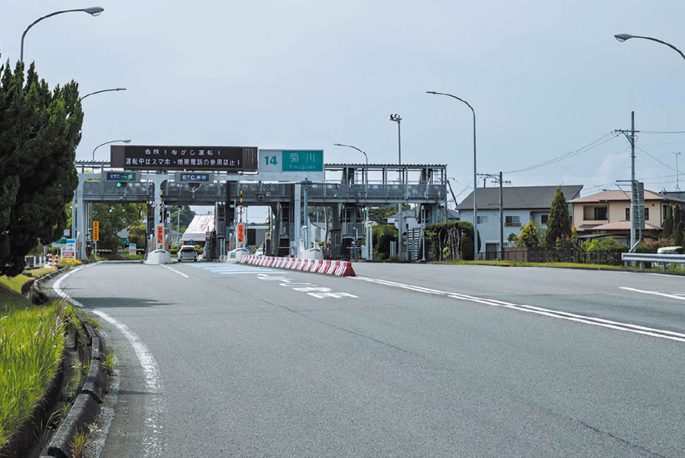 東名高速道路